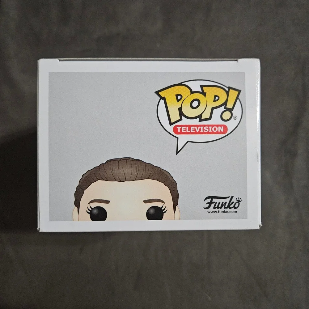 Funko Pop Stranger Things Eleven 827 Hot Topic Exclusive Vinyl Figure Red Jacket